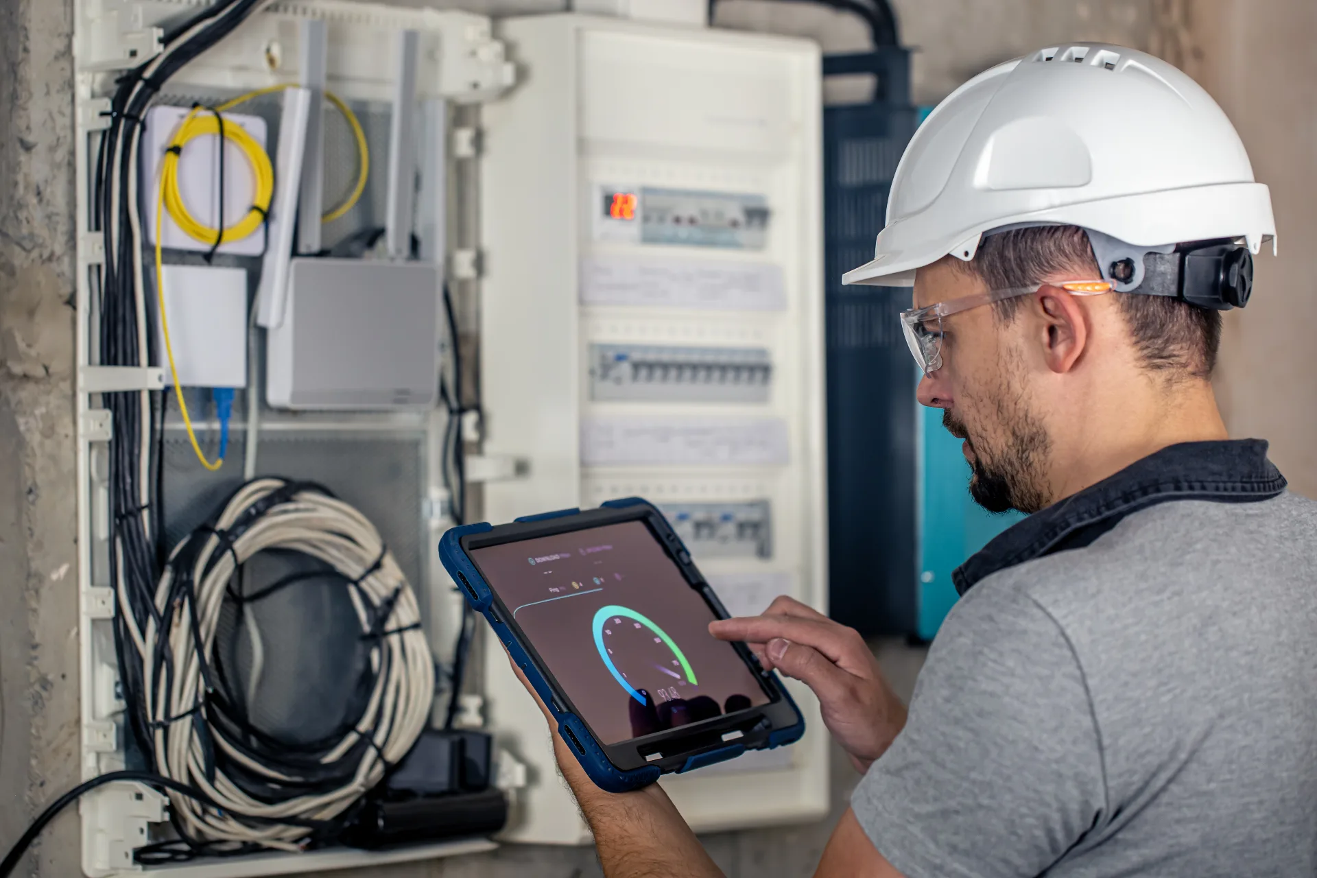 Commercial & Retail Spaces — AMI & Sub-Metering application