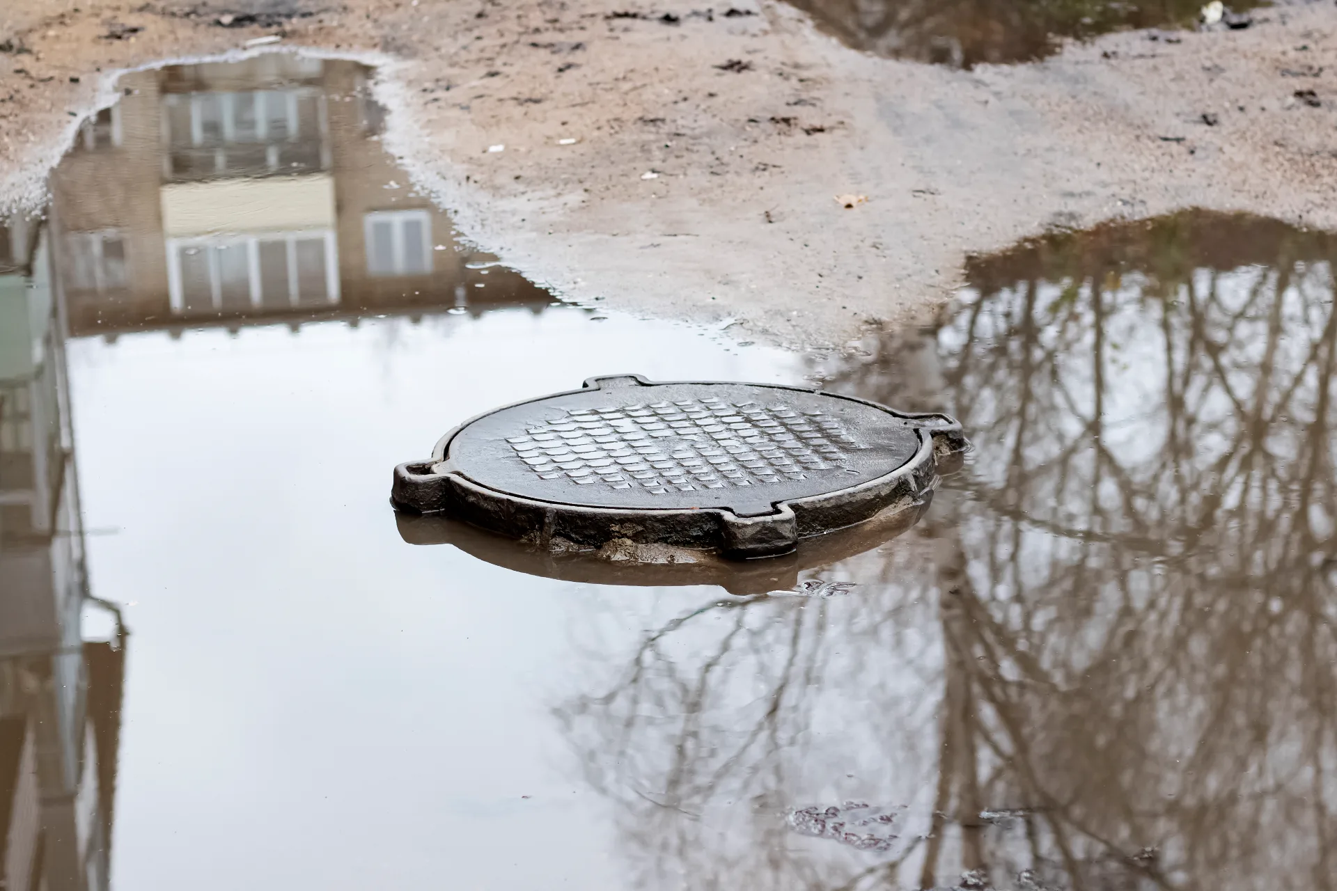 Stormwater Manholes — Manhole Monitoring application