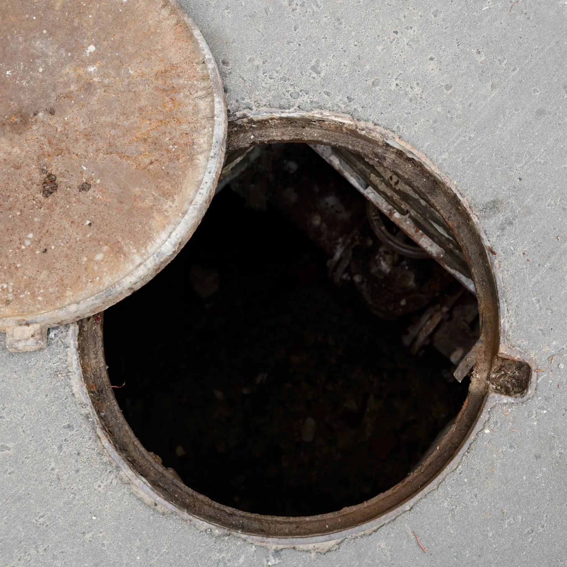 Manhole Monitoring — Smart City capability hero